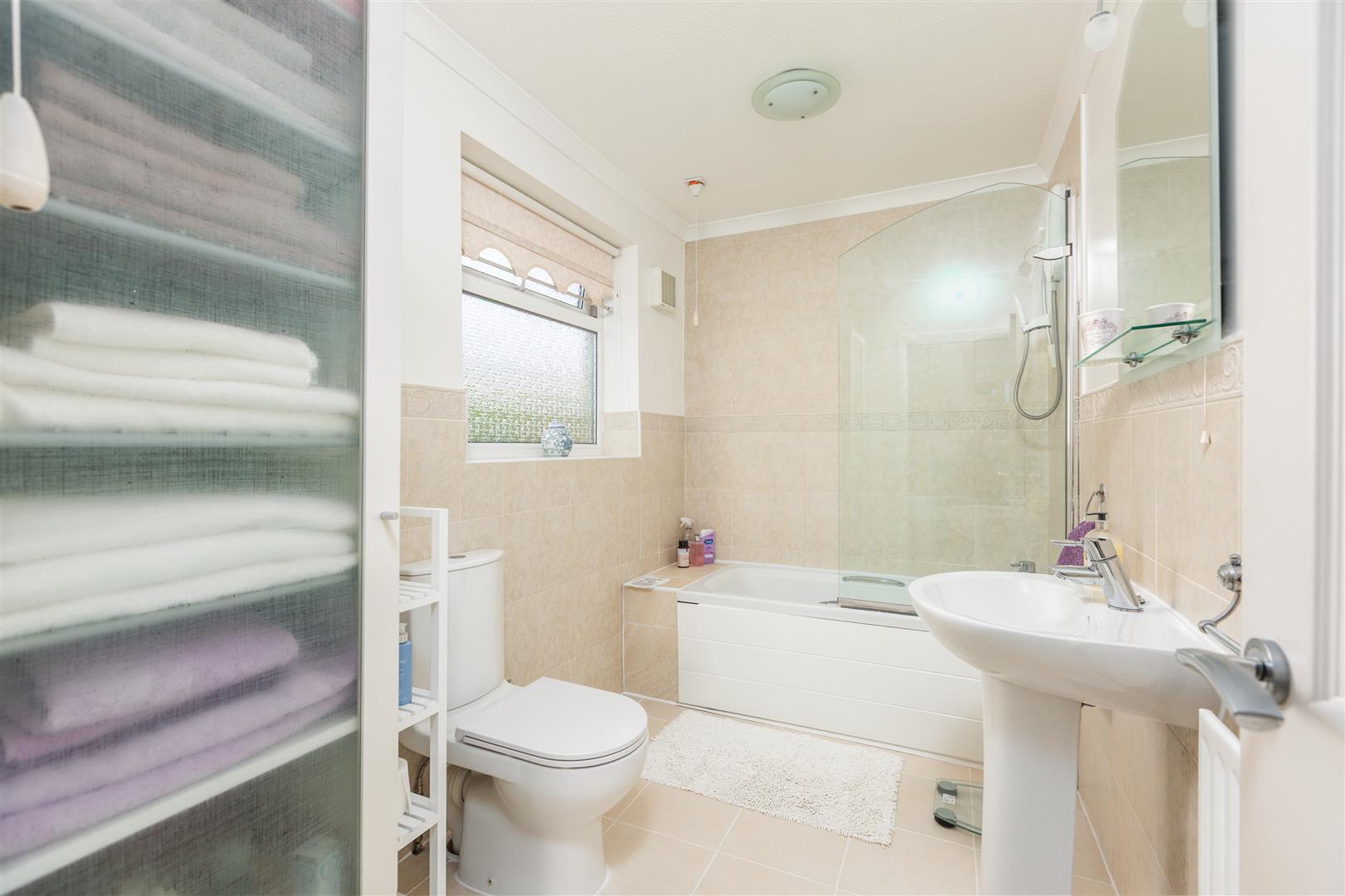 Saunders Way, Sketty, Swansea, SA2 8BJ